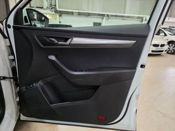 Skoda Karoq 1.5 TSI ACT Edition DSG Euro 6 (s/s) 5dr