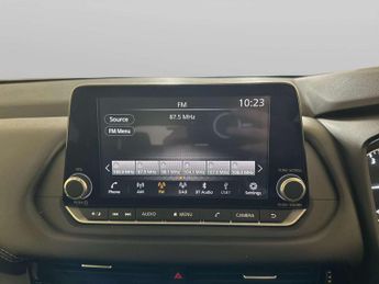 Nissan Qashqai 1.3 DIG-T MHEV Acenta Premium SUV 5dr Petrol Hybrid Manual Euro 
