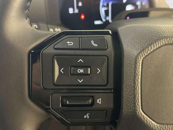 Toyota Land Cruiser 2.8D Panel Van 5dr Diesel Auto 4WD LWB Euro 6 (s/s) (204 ps)