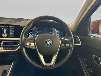 BMW 3 Series 2.0 330e 12kWh SE Pro Saloon 4dr Petrol Plug-in Hybrid Auto Euro