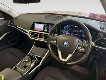 BMW 3 Series 2.0 330e 12kWh SE Pro Saloon 4dr Petrol Plug-in Hybrid Auto Euro