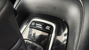 Toyota Corolla 1.8 VVT-h CVT Euro 6 (s/s) 5dr