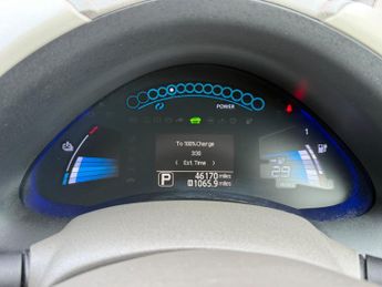 Nissan Leaf 24kWh Auto 5dr
