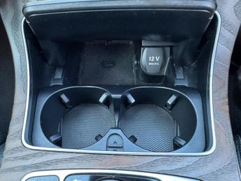 Mercedes-Benz C Class 2.1 C300dh AMG Line (Premium) G-Tronic+ Euro 6 (s/s) 5dr