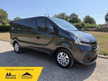 Renault Trafic 2.0 dCi ENERGY 28 Sport Nav SWB Standard Roof Euro 6 (s/s) 5dr
