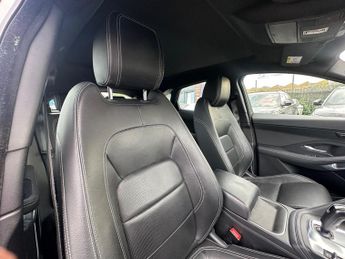 Jaguar E-PACE 2.0 D180 R-Dynamic SE Auto AWD Euro 6 (s/s) 5dr