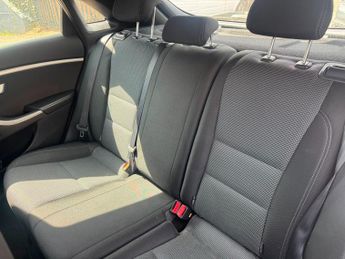 Hyundai i30 1.6 CRDi Blue Drive Active Euro 5 (s/s) 5dr