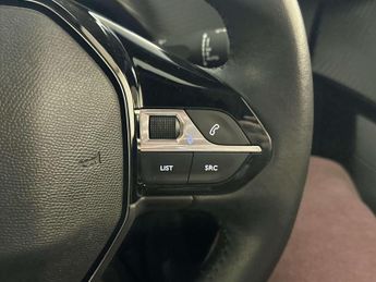 Peugeot 2008 1.2 PureTech Allure SUV 5dr Petrol Manual Euro 6 (s/s) (130 ps)
