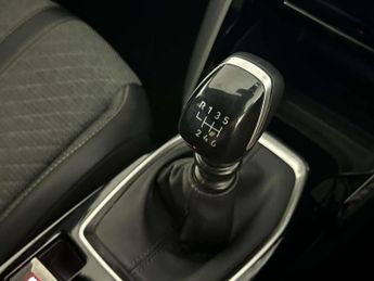 Peugeot 2008 1.2 PureTech Allure SUV 5dr Petrol Manual Euro 6 (s/s) (130 ps)