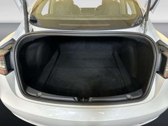 Tesla Model 3 (Dual Motor) Long Range Saloon 4dr Electric Auto 4WDE (346 ps)