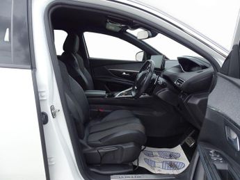 Peugeot 5008 1.2 PureTech Allure Premium + EAT Euro 6 (s/s) 5dr