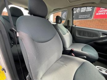 Toyota Yaris 1.3 VVT-i T Spirit 3dr