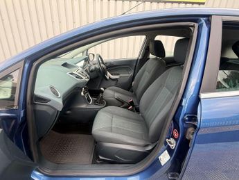 Ford Fiesta 1.25 Zetec 5dr