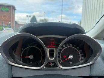 Ford Fiesta 1.25 Zetec 5dr