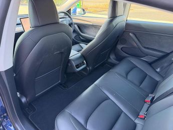 Tesla Model 3 (Dual Motor) Performance Saloon 4dr Electric Auto 4WDE (Performa