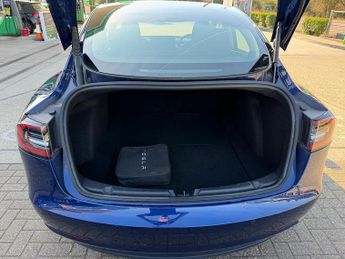 Tesla Model 3 (Dual Motor) Performance Saloon 4dr Electric Auto 4WDE (Performa