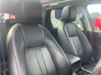 Land Rover Discovery Sport 2.0 TD4 HSE Black Auto 4WD Euro 6 (s/s) 5dr