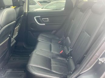 Land Rover Discovery Sport 2.0 TD4 HSE Black Auto 4WD Euro 6 (s/s) 5dr