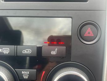 Land Rover Discovery Sport 2.0 TD4 HSE Black Auto 4WD Euro 6 (s/s) 5dr