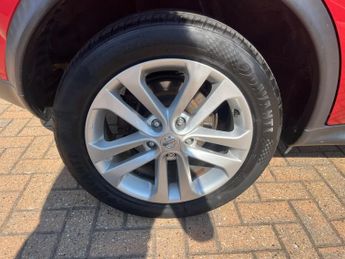 Nissan Juke 1.6 Acenta Premium CVT Euro 5 5dr