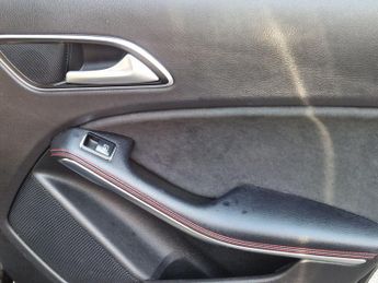 Mercedes-Benz A Class 1.5 A180d AMG Line 7G-DCT Euro 6 (s/s) 5dr