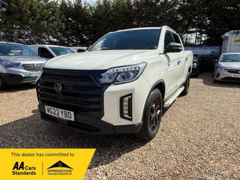 Ssangyong Musso 2.2D Saracen Plus Auto 4WD LWB Euro 6 4dr