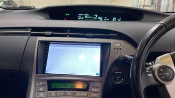Toyota Prius 1.8 VVT-h T3 CVT Euro 5 (s/s) 5dr