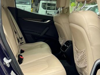 Maserati Ghibli 3.0D V6 Saloon 4dr Diesel ZF Euro 5 (s/s) (275 ps)