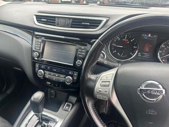 Nissan Qashqai 1.6 dCi N-Connecta XTRON 2WD Euro 6 (s/s) 5dr