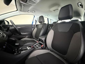 Vauxhall Grandland X 1.2 Turbo Sport Nav Auto Euro 6 (s/s) 5dr