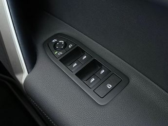BMW iX 40 76.6kWh M Sport Auto xDrive 5dr