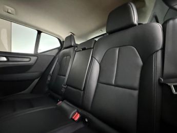 Volvo XC40 1.5h T5 Twin Engine 10.7kWh Inscription Pro Auto Euro 6 (s/s) 5d