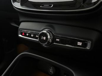 Volvo XC40 2.0 D3 Inscription Auto Euro 6 (s/s) 5dr