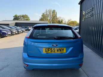 Ford Focus 1.6 Zetec 5dr