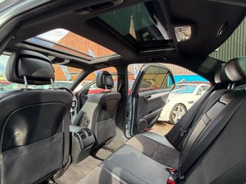 Mercedes-Benz C Class 2.1 C220 CDI BlueEfficiency AMG Sport Plus Saloon 4dr Diesel G-T