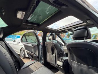 Mercedes-Benz C Class 2.1 C220 CDI BlueEfficiency AMG Sport Plus Saloon 4dr Diesel G-T