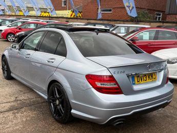 Mercedes-Benz C Class 2.1 C220 CDI BlueEfficiency AMG Sport Plus Saloon 4dr Diesel G-T