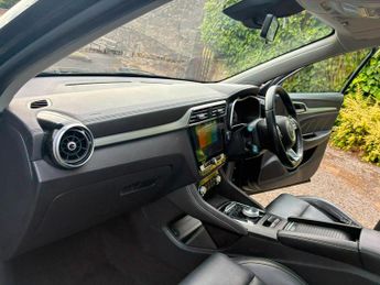 MG MG ZS 44.5kWh Exclusive Auto 5dr