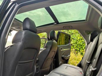 MG MG ZS 44.5kWh Exclusive Auto 5dr