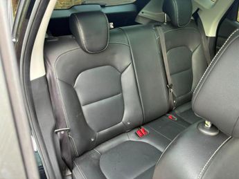 MG MG ZS 44.5kWh Exclusive Auto 5dr