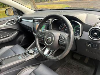 MG MG ZS 44.5kWh Exclusive Auto 5dr