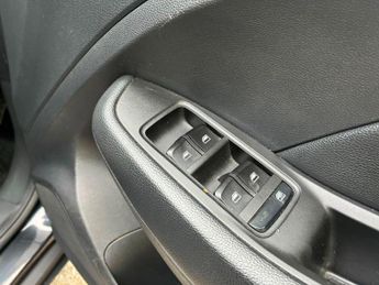 MG MG ZS 44.5kWh Exclusive Auto 5dr