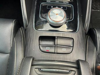 MG MG ZS 44.5kWh Exclusive Auto 5dr