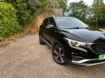 MG MG ZS 44.5kWh Exclusive Auto 5dr