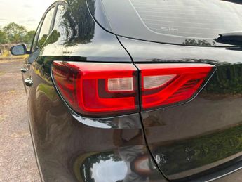 MG MG ZS 44.5kWh Exclusive Auto 5dr