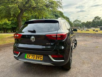 MG MG ZS 44.5kWh Exclusive Auto 5dr