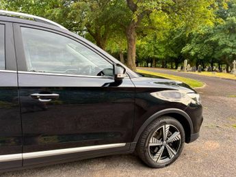 MG MG ZS 44.5kWh Exclusive Auto 5dr