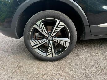 MG MG ZS 44.5kWh Exclusive Auto 5dr