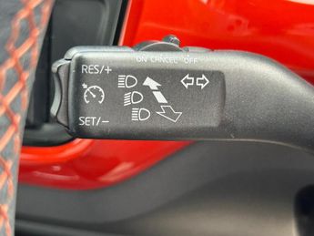 Volkswagen up! 1.0 High up! Hatchback 5dr Petrol ASG Euro 5 (75 ps)
