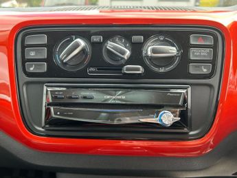 Volkswagen up! 1.0 High up! Hatchback 5dr Petrol ASG Euro 5 (75 ps)